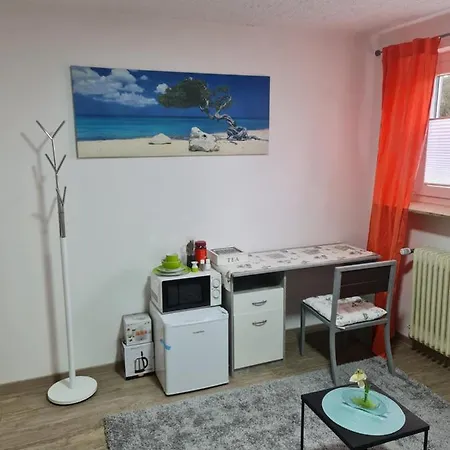 Nettes Gastezimmer Nahe Sindelfingen / Stuttgart / Schwarzwaldrand Grafenau (Baden-Wurttemberg)