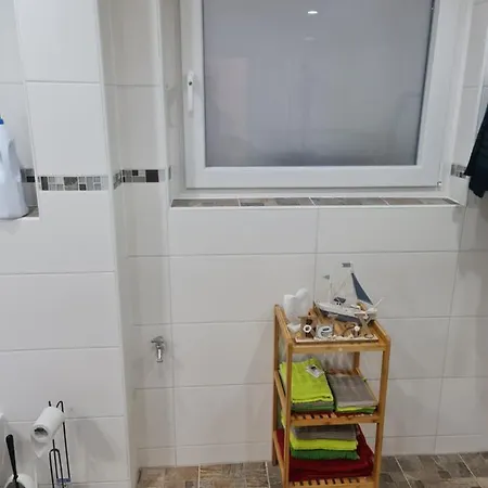Nettes Gastezimmer Nahe Sindelfingen / Stuttgart / Schwarzwaldrand Campsite